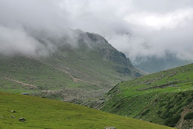 ARCO Hotels & Resorts, Sonamarg — surrounding landscape