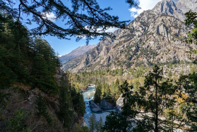 Banjara Camp & Retreat, Sangla — pool and outdoor spaces