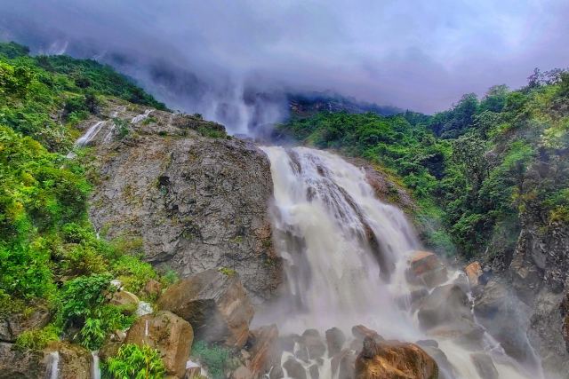 Cherrapunjee Holiday Resort — the surrounding landscape at Village Laitkynsew, Sohra (Cherrapunji)
