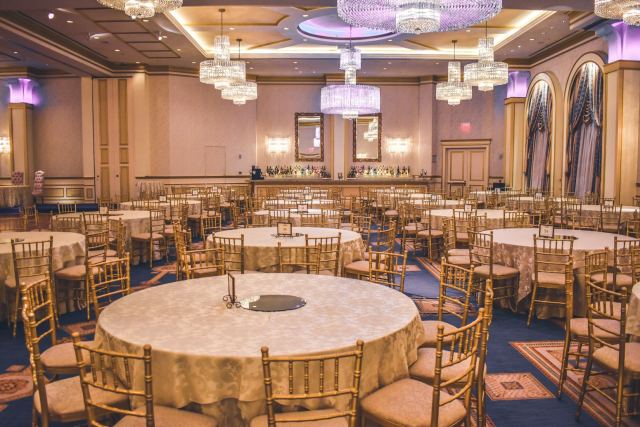 The Lalit Grand Palace Srinagar — dining